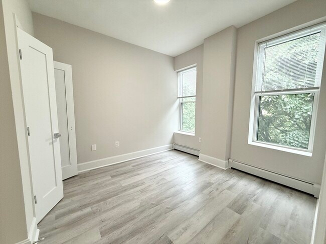 Photo - 15 Ruggles St Unit 6