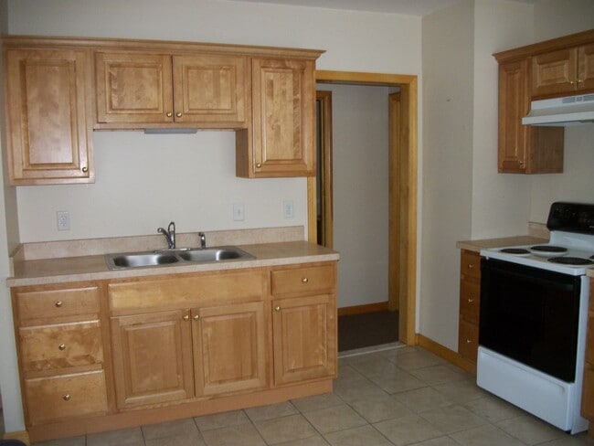 104-106-106 E Alvord St Unit 106 E. Alvord