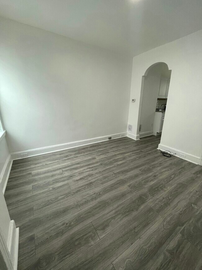 Photo - 612 W Norris St Unit 3