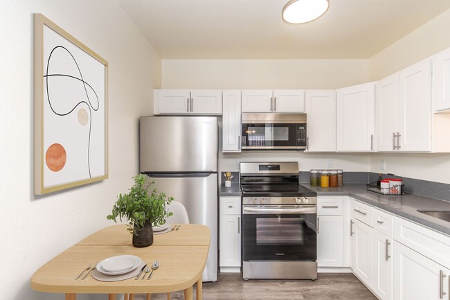Photo - Garden Plaza Apartments