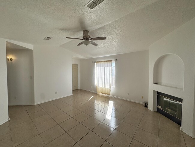 Photo - 331 Cll Amarillo SW