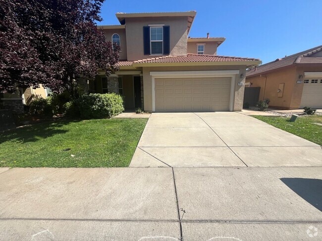 Building Photo - 6 Bedroom, 3 Bathroom Executive Anatolia H... Rental