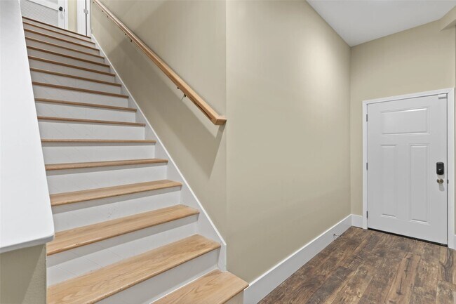 Photo - 5424 Delmar Blvd