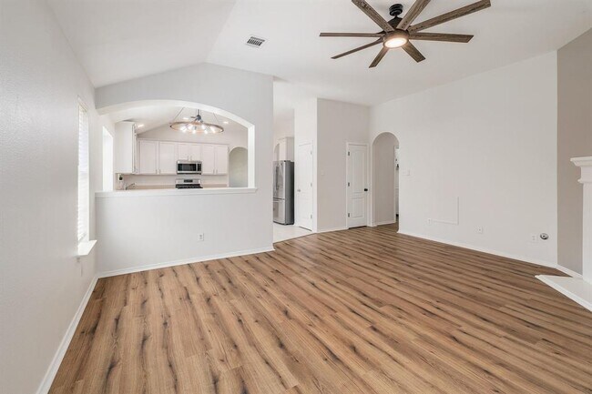 Photo - 108 Windmill Cir