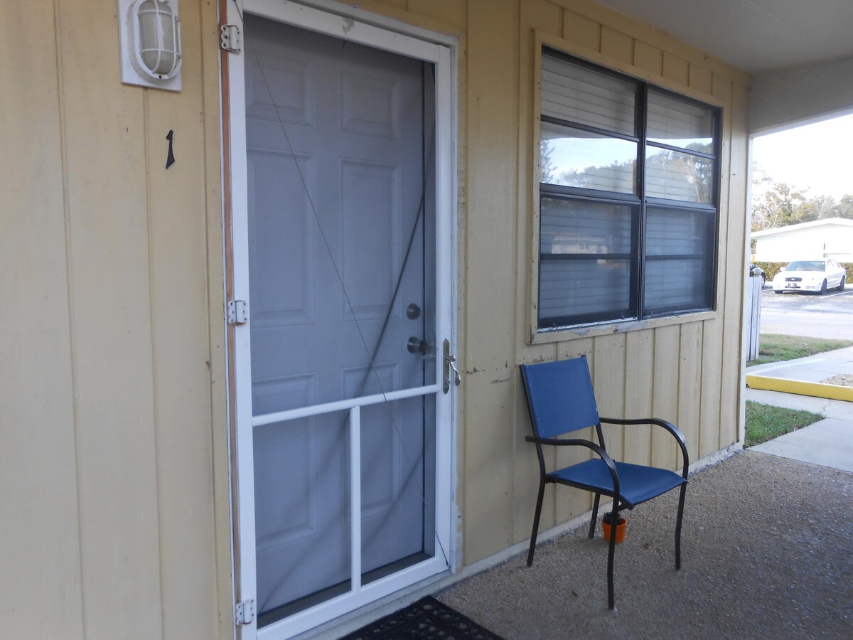 Photo - 6855 Poinsetta Ave Unit 9