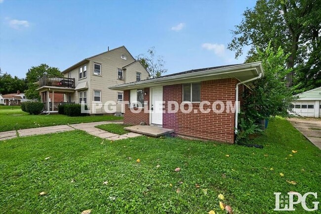 Photo - 1913 Kensington Rd