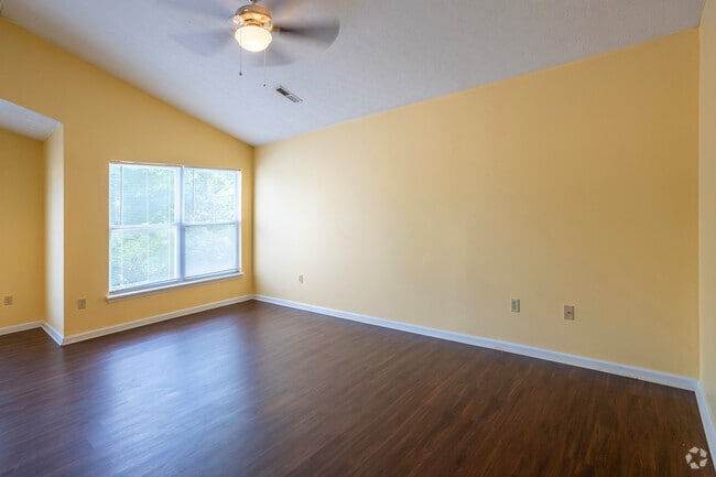 2BR, 1BA - Living Room