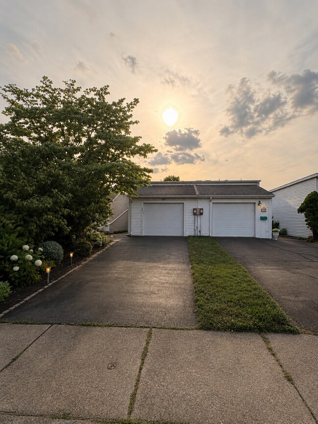 Building Photo - 85 Covington Pl