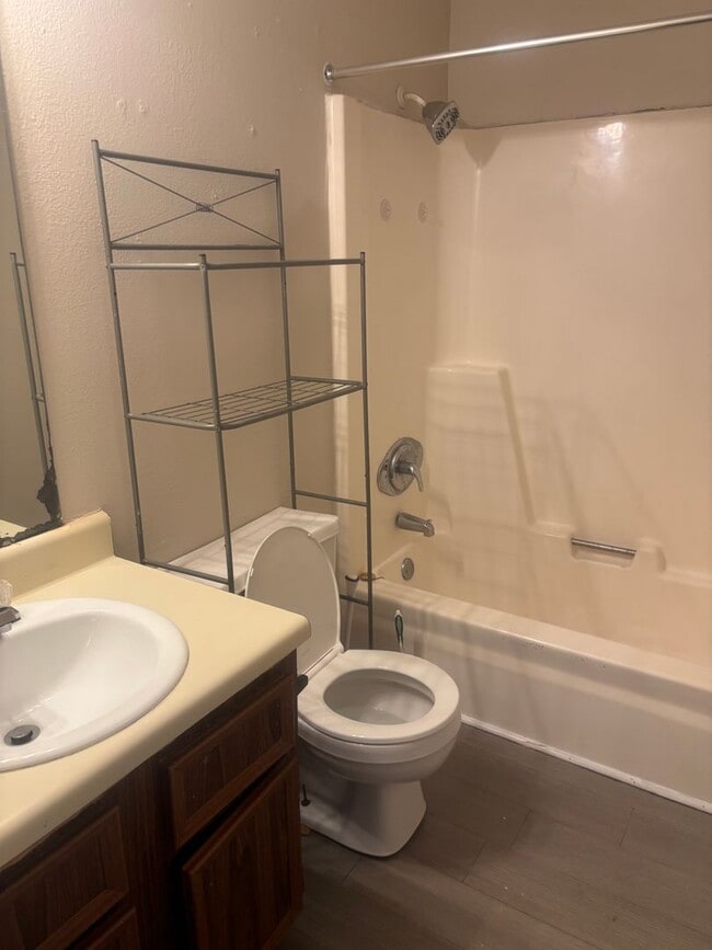 Photo - 3925 Highridge Dr SW Unit D