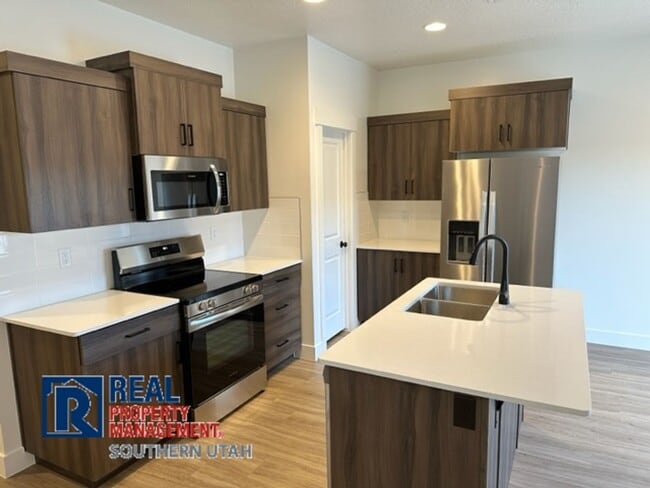 Photo - 1 year old Townhome in South Desert