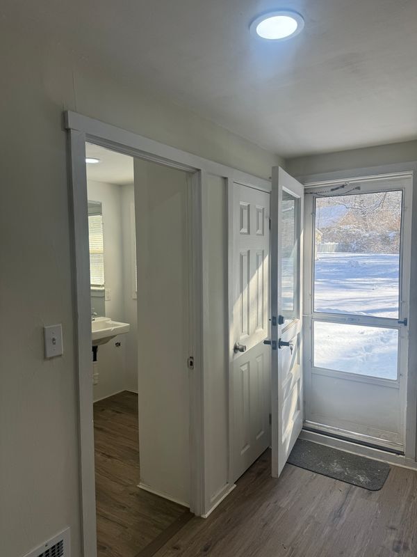 Photo - 752 Norwood Rd