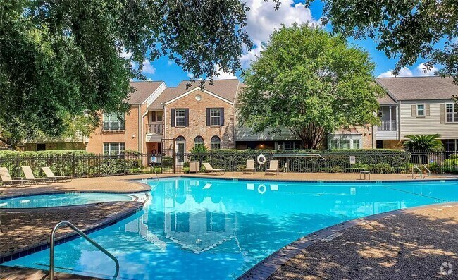 Building Photo - 12979 Trail Hollow Dr Rental