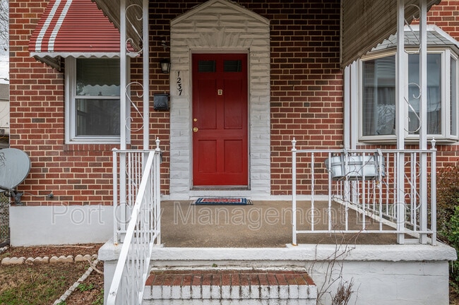 Photo - 1237 Delbert Ave