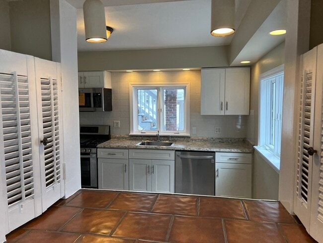 Photo - 100 Walnut St Unit 1