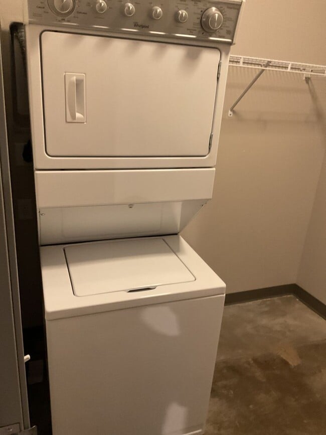 Photo - Apex Apartments