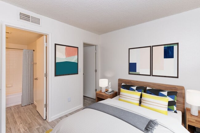 Garden Plaza Apartments