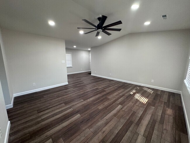 Photo - 3710 Cherry Blossom Ln