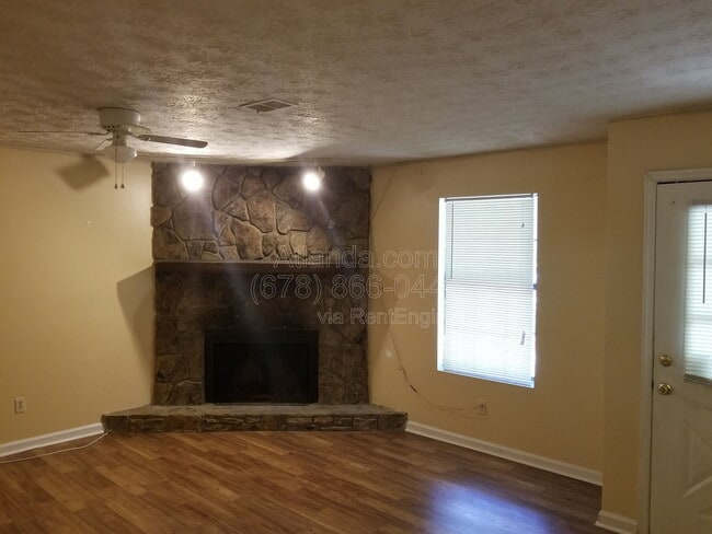 Photo - 905 Hemingway Rd