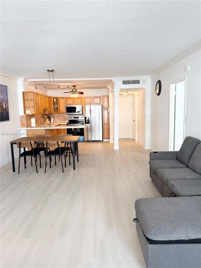 Photo - 3725 S Ocean Dr Unit 521