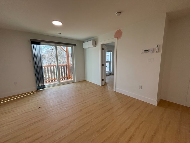 Photo - 124 Wallace Ave