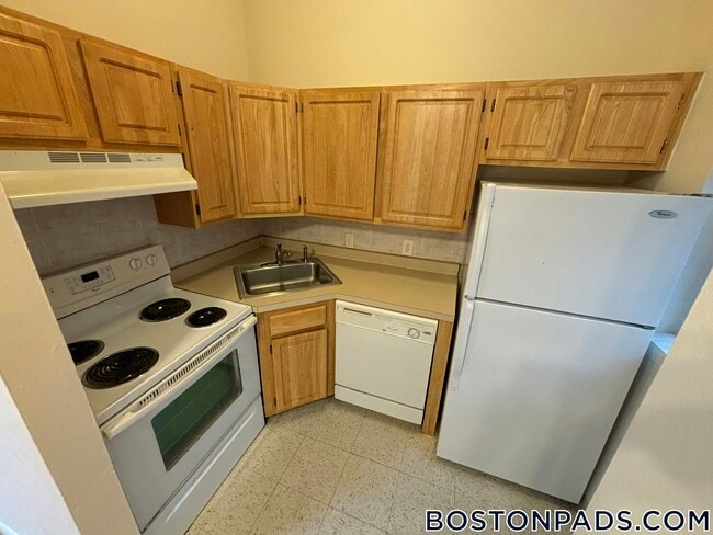 Building Photo - 277 Marlborough St Rental