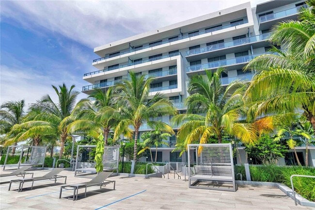 Photo - 2960 NE 207th St Unit 705