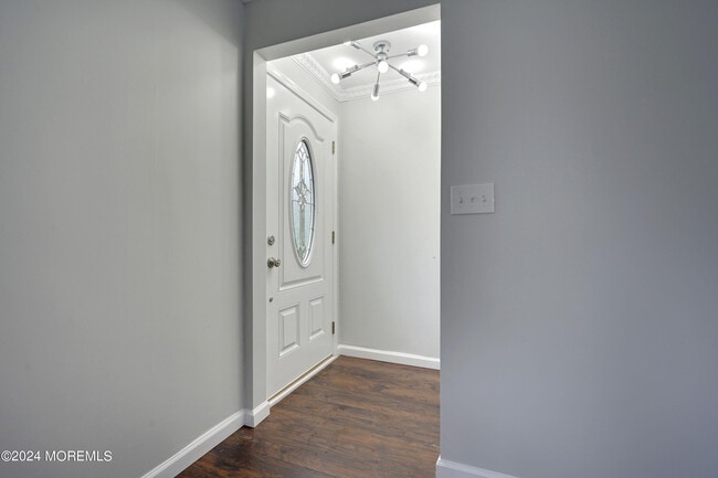 13 Swain Ave
