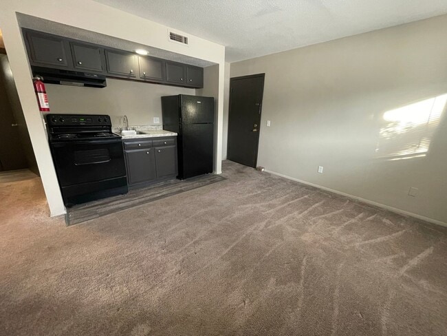 Photo - Hidden Village Square Apartments
