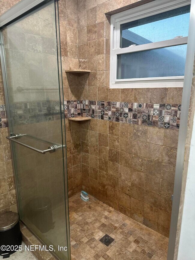 Photo - 7335 Floral Ridge Dr House