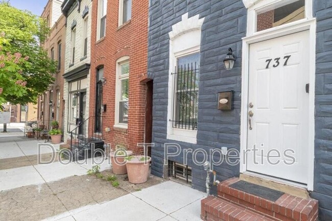 737 N Chester St