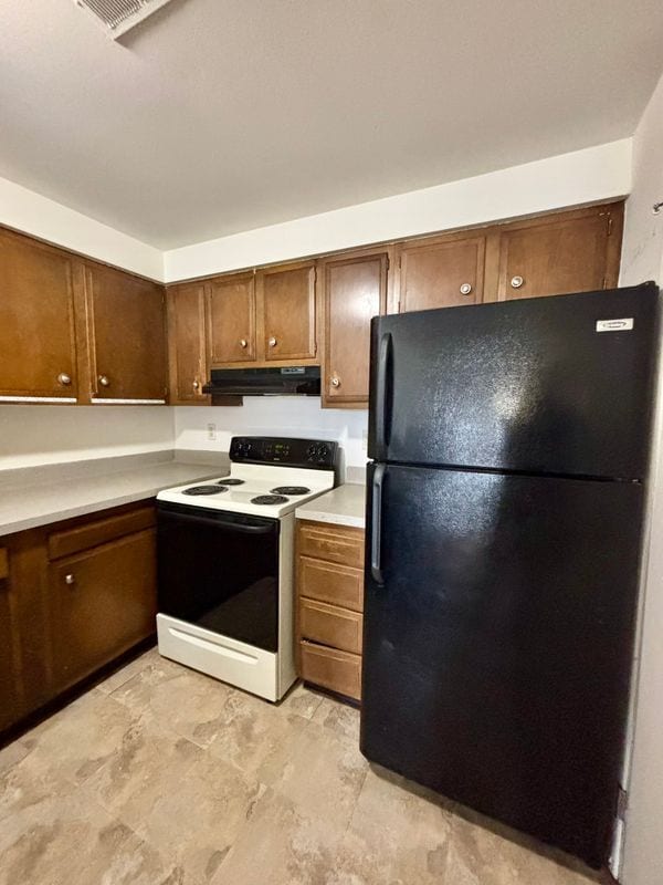 Building Photo - 11 Gloucester Ave