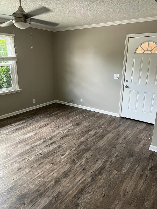Photo - 1614 Cypress Dr