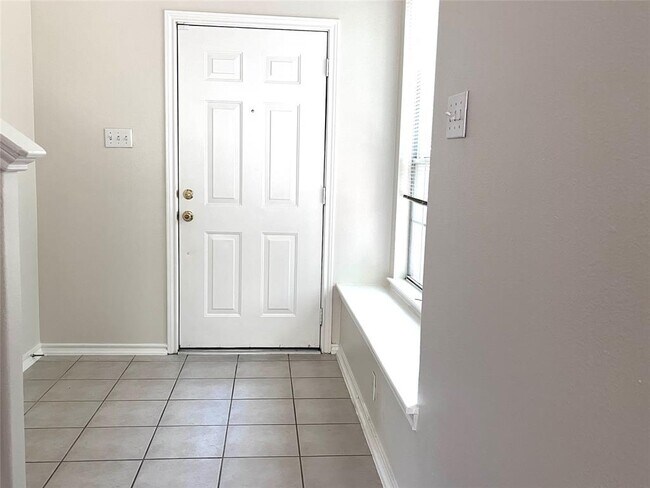 Photo - 14 Scenic Brook Ct