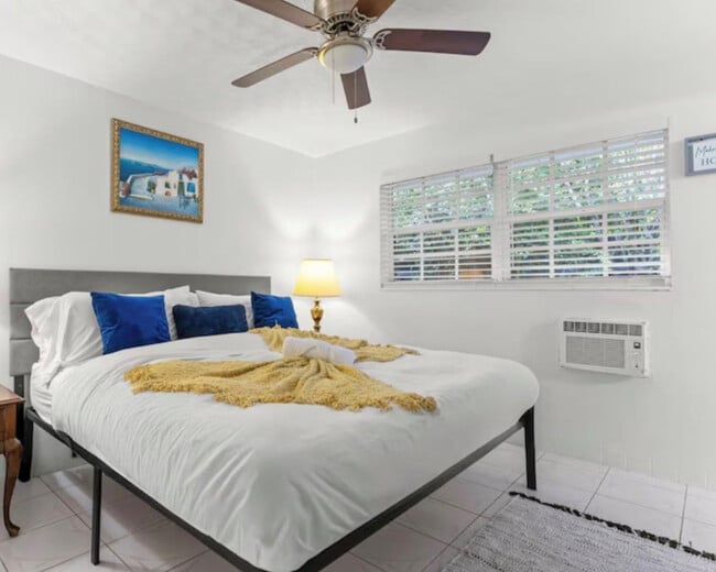 Photo - 820 NE 16th Ave Unidad 4