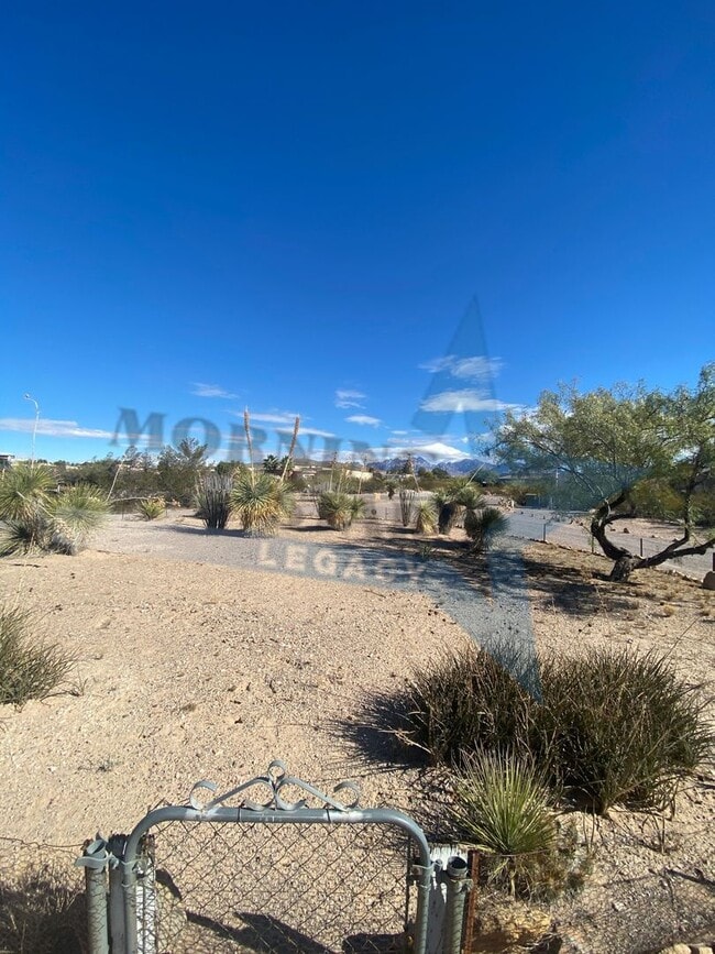 Photo - Spacious 2 Bed - Mountain Views!