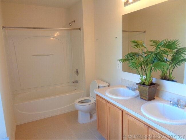 Photo - 1636 Pointe W Wy