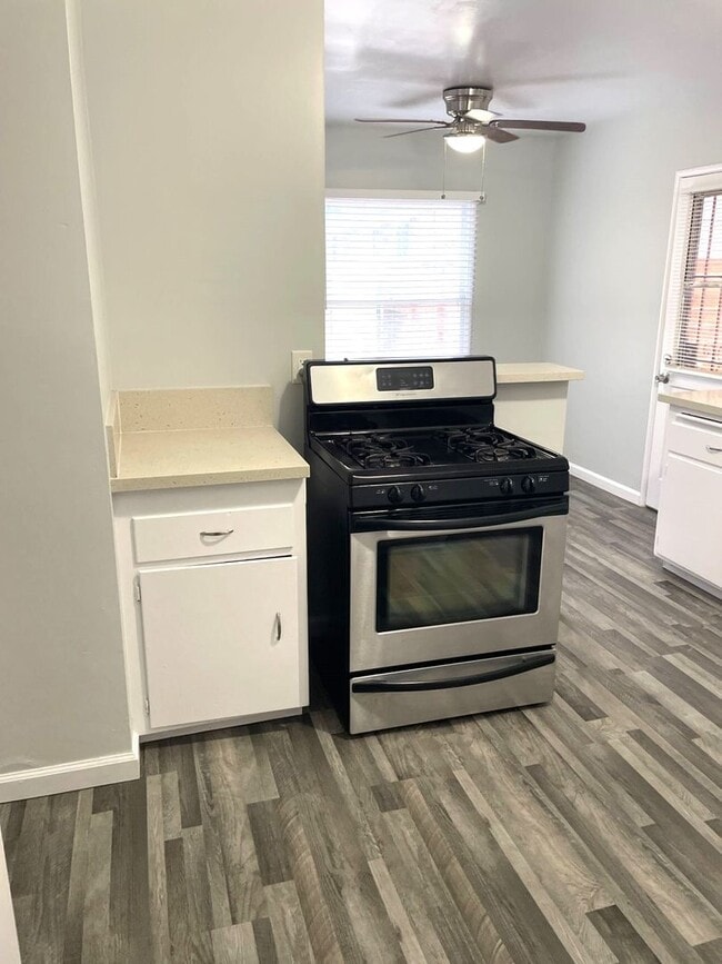 Photo - NW2013 (NEW) Unidad 12015