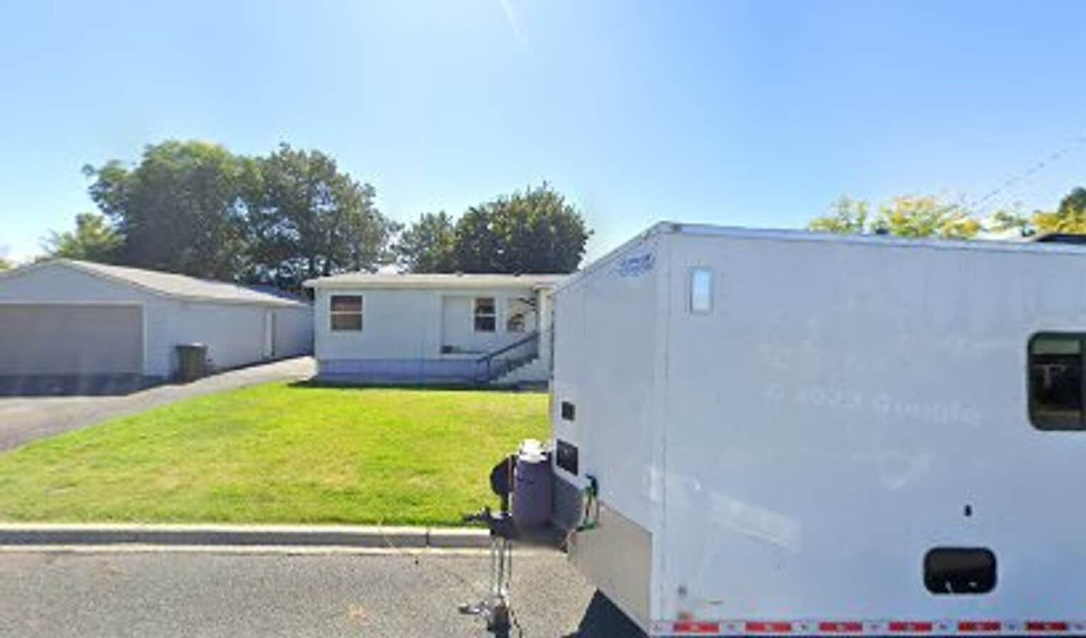 3 bedroom 2 bath home - 3 bedroom 2 bath home