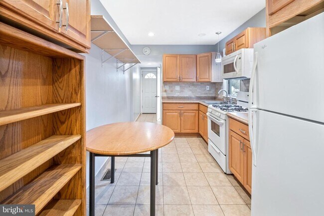 Photo - 726 Indiana Ave