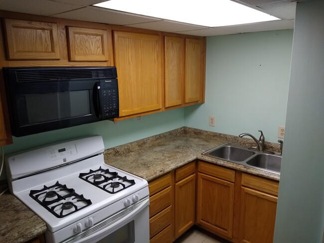 Photo - 2471 E Turkeyfoot Lake Rd Unit B