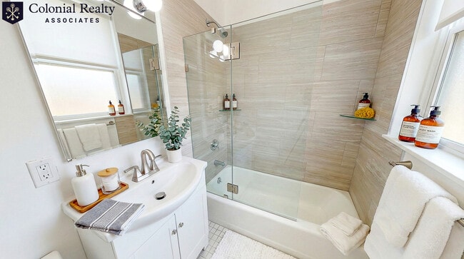 Photo - 2031 Commonwealth Ave Unidad 16