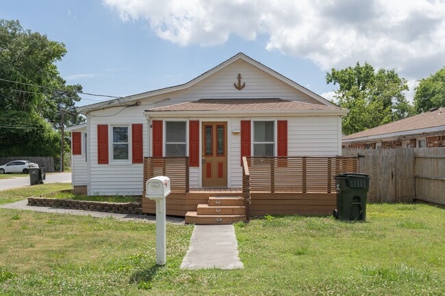 BEAUTIFUL 3 Bedroom Home in Little Creek! - BEAUTIFUL 3 Bedroom Home in Little Creek!