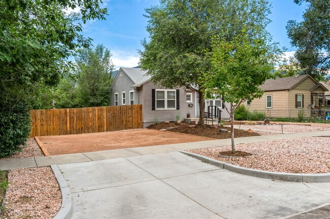 Photo - 1609 W Kiowa St