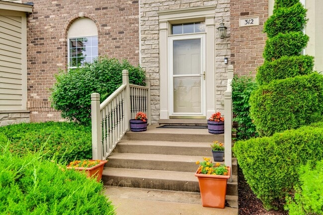 Photo - 312 Camargo Ct