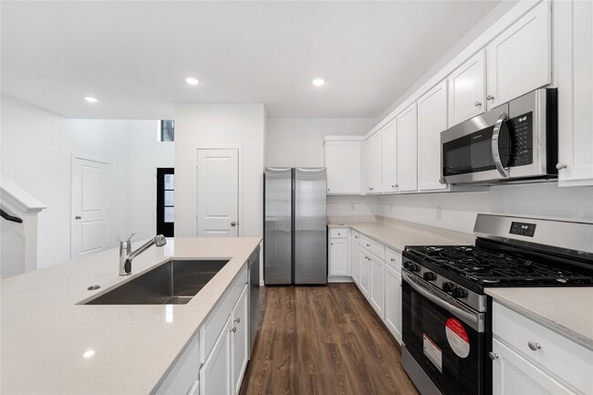 Photo - 5307 Sleepy Fox Ln