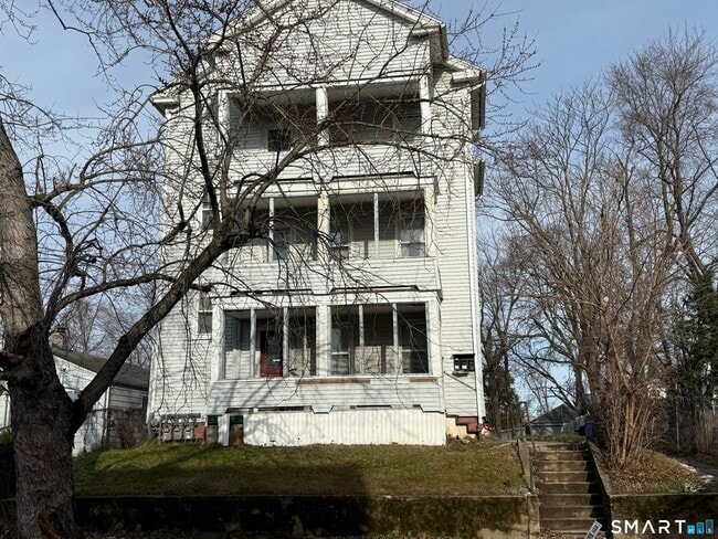 Photo - 154 Daly Ave Unit 3