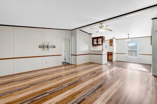 Photo - 3 Bedroom/2 Bathroom Home For Rent