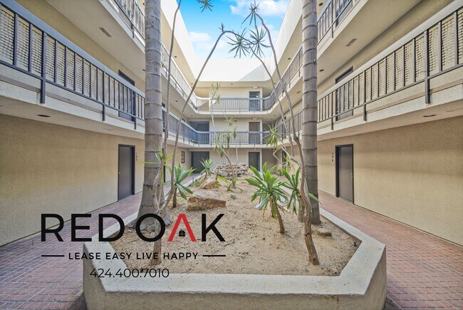 Photo - 1522 N Formosa Ave Unit 217