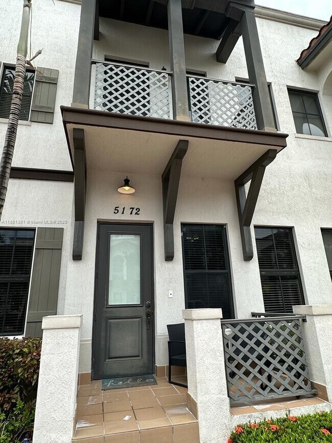 Building Photo - 5172 NW 84th Ave Rental