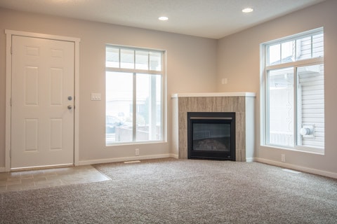 Photo - 4705-A-4749 49 Ave